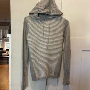 Neiman Marcus Light Gray Hooded Sweater
